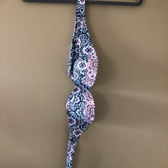 Strapless Patterned Bikini Top from Ardene - Picture 1 of 3